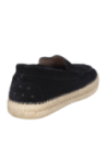 Elegante alpargata azul marino masculina, cuero gamuzado, sin adornos, perfecta para un look casual desenfadado.