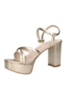 Sandalia de cuero oro para mujer, estilo casual y minimalista con tiras cruzadas en el empeine y cierre en el tobillo.
