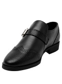 Clásico zapato brogue negro de cuero, versátil para uso diario y eventos.