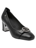 Elegante zapato de cuero negro para mujer, ideal para oficina, con adorno de hebilla y tacón robusto para mayor estabilidad.