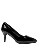 Zapato negro de mujer tipo stiletto con acabado charol, diseño elegante y clásico, ideal para eventos formales y oficina.