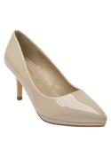 Calzado femenino beige de charol con tacón alto y delgado, adecuado para un look minimalista y sofisticado.