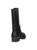 Bota de cuero negra para mujer, estilo biker, con tiras decorativas y hebilla lateral, adecuada para ocasiones informales.