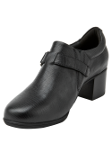 Zapato negro de cuero para mujer, diseño moderno y elegante con hebilla decorativa y correa cruzada en el empeine.