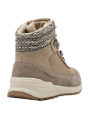 Botín taupe de cuero y textil, suela antideslizante, perfecto para terrenos irregulares y días fríos.