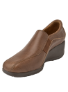 Zapato de mujer en charol café, combinación de cuero y elástico, elegante y cómodo.
