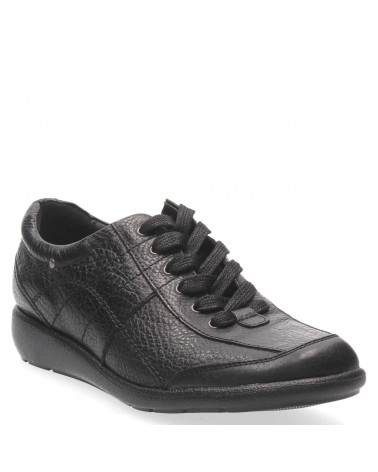 Zapato de cuero negro para mujer, diseño casual con caña de 5 cm.