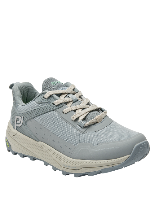 Zapatilla celeste, ideal con leggings o jeans. Ofrece comodidad y estilo versátil.