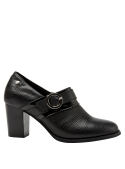 Zapato casual de cuero negro para mujer, sofisticado y versátil, adecuado para eventos especiales.