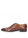 Zapato de cuero café para hombre, diseño Oxford con talón bajo, ideal para matrimonios y eventos corporativos.