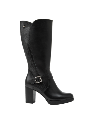 Bota Menta Mujer Bota de cuero negro con diseño anatómico y protección extra.