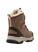 Bota casual color café para niña con diseño robusto, ideal para el frío, confeccionada en material textil similar al cuero.