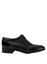 Zapato femenino negro de cuero, diseño casual con taco plano y caña baja.