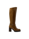 Bota de cuero café para mujer, elegante y sofisticada, perfecta para ocasiones formales y estilo ecuestre.