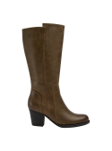 Bota de cuero café para mujer, perfecta para ocasiones formales e informales, adaptándose a diversas situaciones.
