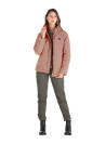 Parka casual de mujer en color rosado, perfecta para actividades al aire libre en climas fríos.