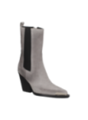 Botín gris de cuero gamuzado para mujer, estilo vaquero, punta cuadrada y detalle metálico, ideal para look urbano.