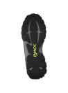 Zapatilla deportiva negra para hombre con sistema de cordones detallados, ideal para athleisure y actividades al aire libre.