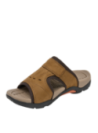 Sandalia outdoor camel de cuero para hombre, cómoda y resistente para el parque o playa.
