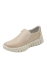 zapatilla urbana beige de cuero, con forro de microfibra, ofreciendo suavidad y confort excepcionales.