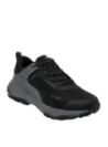 Calzado masculino negro con diseño resistente y moderno, suela plana de 4.5 cm para buen agarre.