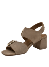 Sandalia taupe de cuero con punta abierta y estilo casual femenino.