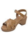 Sandalia de cuero camel con correa ajustable, ideal para vestidos veraniegos o jeans. Estilo moderno.