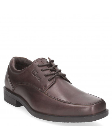 Zapato de vestir café para hombre, taco plano de 3 cm, diseño elegante y duradero.