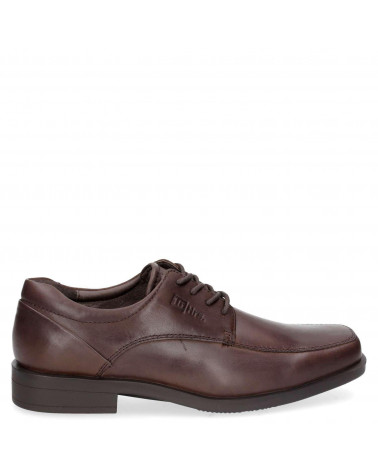 Zapato café de cuero, protección interior preformada para estabilidad y soporte.