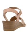 Sandalia de mujer rosada con diseño casual, hecha en PU, equilibrio de estilo y confort.