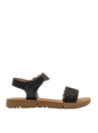 Sandalia casual negra para niña, punta abierta y taco plano de 2.5 cm, ideal para aventuras al aire libre.