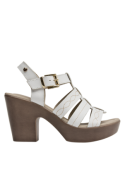 Sandalia blanca de cuero para mujer con taco bloque de 9.5 cm, estilo casual y punta abierta.