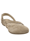 Sandalia casual de cuero taupe con suela antideslizante y taco plano, perfecta para el verano.