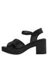 Sandalia negra de cuero para mujer con taco bloque de 6 cm y punta abierta, estilo casual.