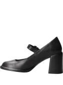 Zapato de cuero negro casual para mujer, diseño elegante con taco bloque de 8 cm y punta redonda.