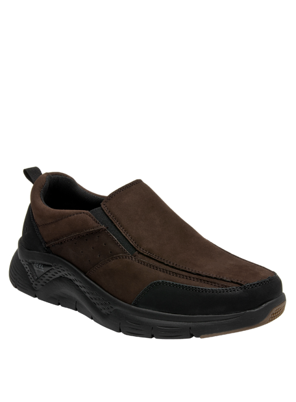 zapatilla tipo mocasín sin cordones en cuero camel para hombre, perfecta para ocasiones informales o semi-formales.
