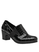 Zapato de cuero negro charol para mujer, relieve piel de cocodrilo, estilo casual y elegante.