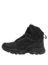 Calzado outdoor masculino en cuero negro, ideal para trekking, con suela gruesa y tracción para terrenos irregulares.
