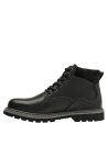 Calzado masculino robusto de cuero negro, diseño casual, costura visible y suela antideslizante para exteriores.
