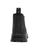 Botín Chelsea de cuero negro para mujer, caña baja sobre el tobillo que permite libertad de movimiento y comodidad.