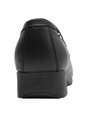 Mocasín de cuero negro para mujer, talón bajo, suela resistente y cómodo para uso prolongado.