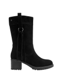 Bota negra de caña media para mujer, con diseño elegante y texturizado, ideal para climas fríos.