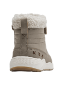 Botín taupe infantil, cierre de cordones y velcro para ajuste seguro y fácil colocación, con lengüeta en el talón.