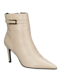 Botín beige de cuero para mujer con diseño elegante y sofisticado, ideal para estilos formales o semiformal.