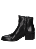 Botín femenino de cuero negro, cierre lateral práctico, ideal para un estilo casual sofisticado y cómodo.
