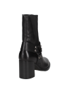 Calzado de cuero negro para mujer con punta redondeada, ofreciendo un look estiloso y cómodo para diversas ocasiones.