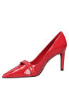 Zapato de charol rojo con acabado brillante y correa en el empeine, elevación notable para eventos formales.