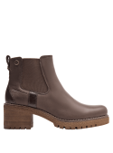 Botín Chelsea café para mujer, de cuero, con taco moderado que ofrece equilibrio entre estilo y funcionalidad.