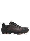 zapatilla marrón de hombre adecuada para ocasiones informales, combinable con jeans o ropa deportiva.