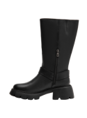 Diseño funcional de bota negra de cuero para mujer, con caña alta y suela resistente, perfecta para un estilo urbano.